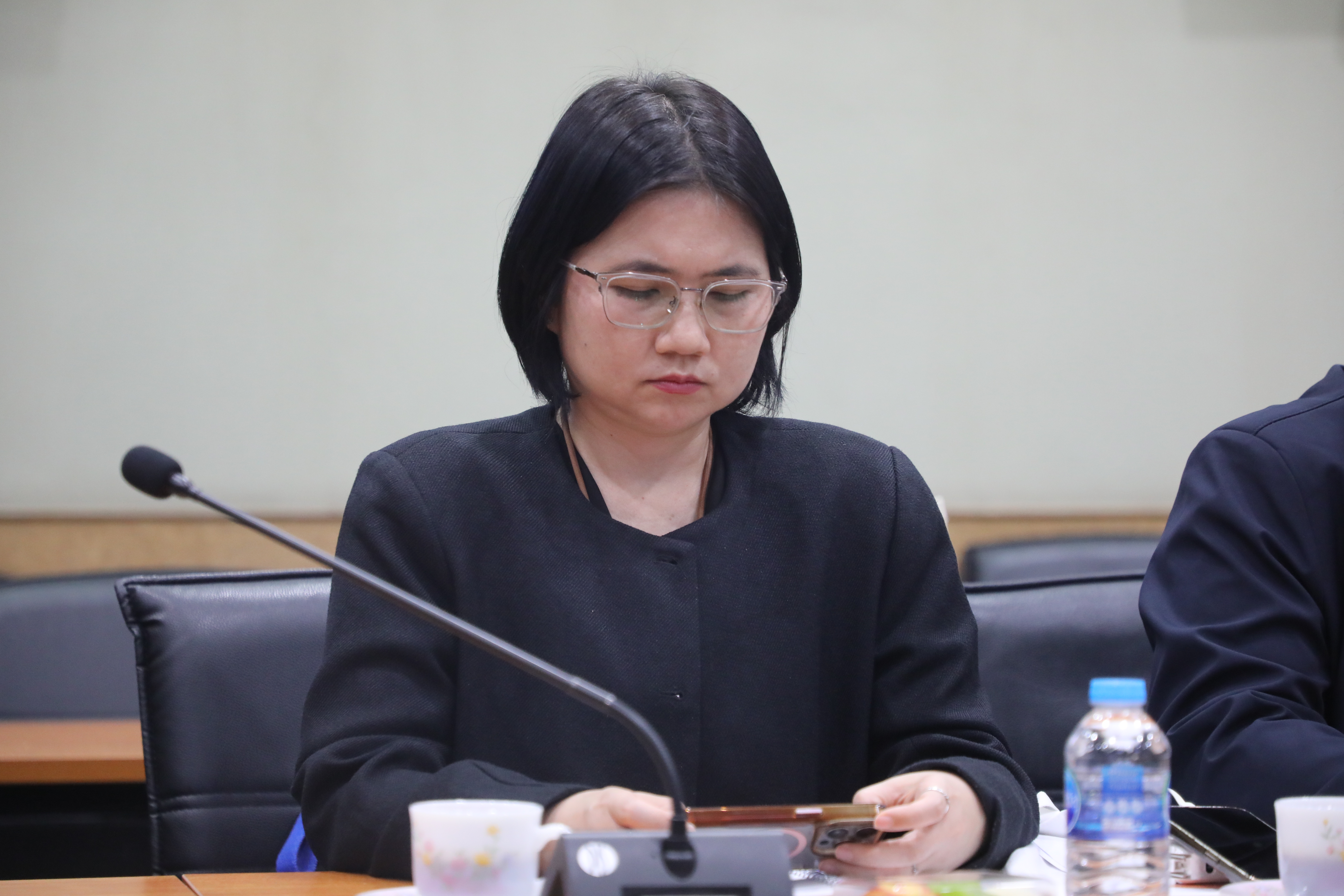 title - ส.ป.ก. ประชุมเรื่องการขออนุญาตใช้ประโยชน์ที่ดินและการเก็บค่าตอบแทนการใช้ประโยชน์ที่ดินในเขตพื้นที่สำนักงานการปฏิรูปที่ดินเพื่อเกษตรกรรมต่อการประกอบกิจการปิโตรเลียม